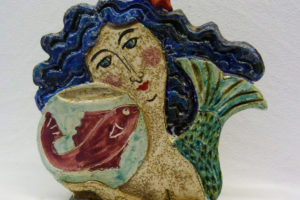 Lavorazione a sfoglia con cristalline colorate. € 80.